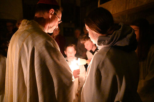 Osternachtsfeier mit Weihbischof Turnovszky
