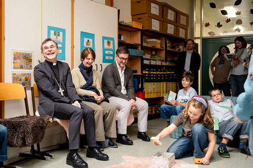 Schulbesuch Blaue Schule
